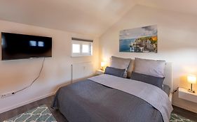 Sweethome - Maisonette Apartment, Parkplatz, Wifi, Naehe Zentrum